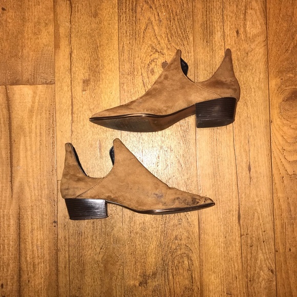 ZARA cut out ankle booties - Picture 3 of 5